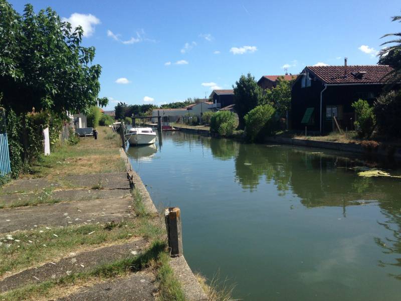 Vivre à l'année entre le port ostréicole et les prés salés ouest à LA TESTE DE BUCH