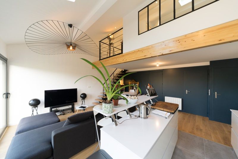 maison avec jardin et garage à vendre à Bordeaux